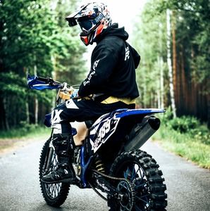 Meet your Posher, Hunter